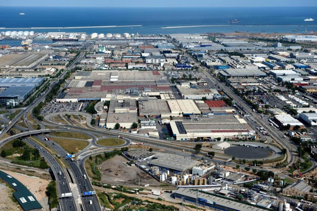 Chery i Ebro tanquen l’acord que reactivarà l’antiga fàbrica de Nissan, gairebé tres anys després del tancament