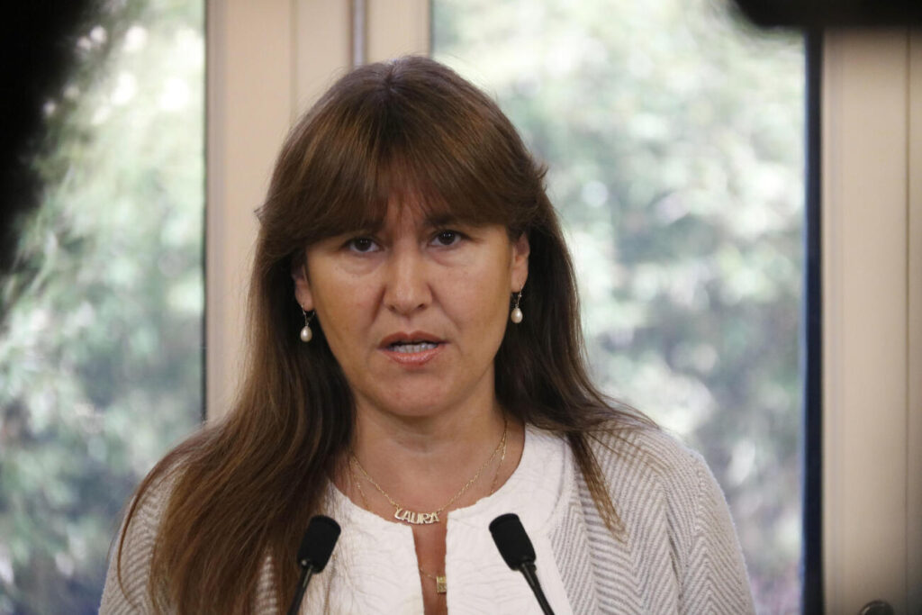Laura Borràs desafia les crítiques i anuncia que no dimitirà