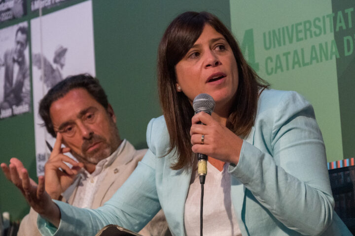 Gemma Geis, durant un acte a la Universitat Catalana d'Estiu.