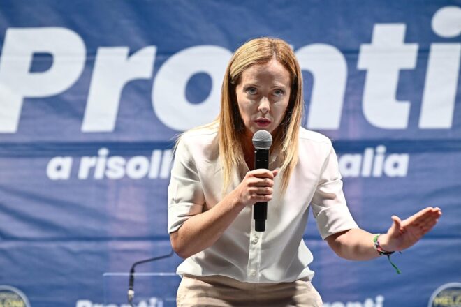 Giorgia Meloni, la política provocadora que es convertirà en el primer líder d’extrema dreta a Itàlia d’ençà de Mussolini