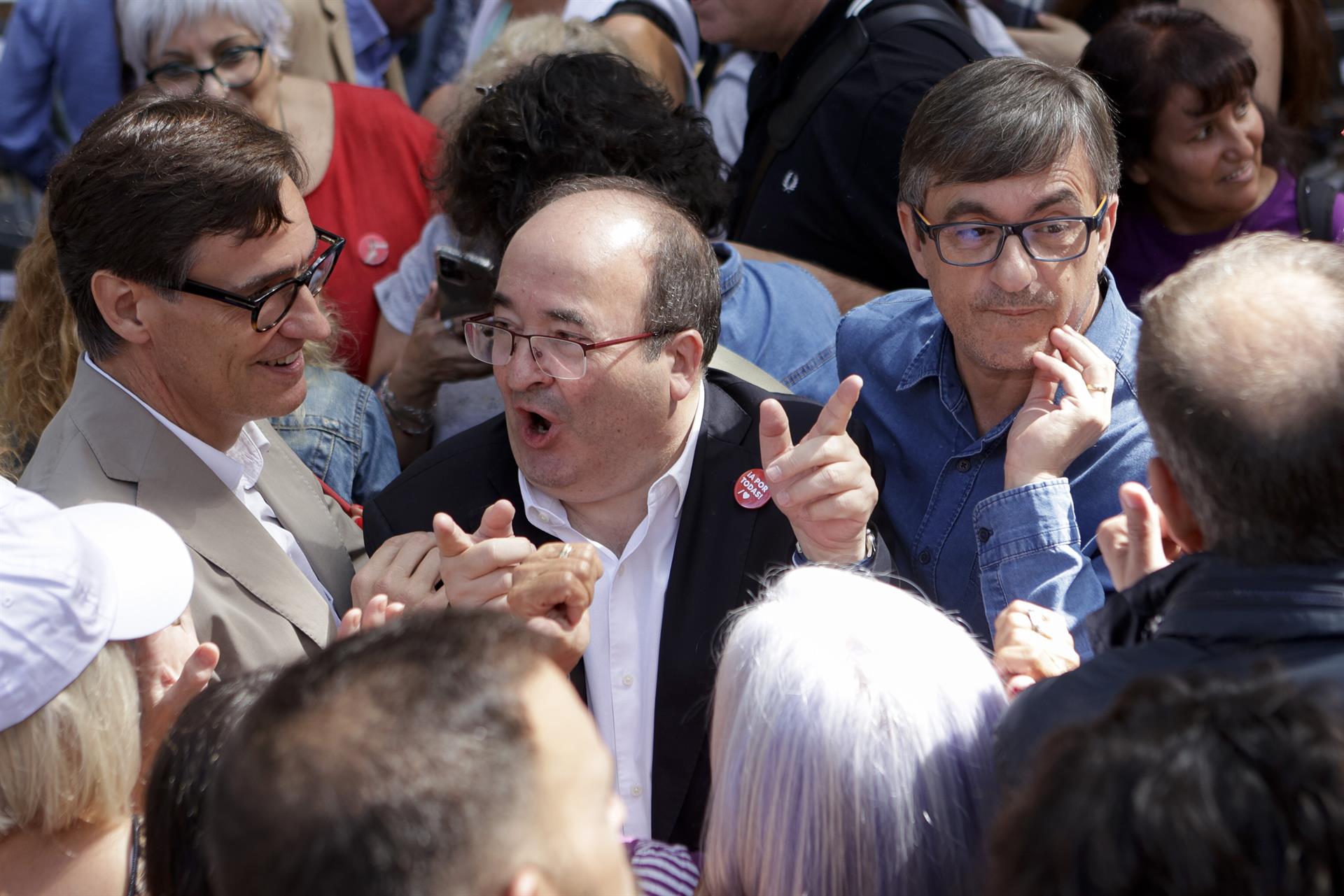 Salvador Illa i Miquel Iceta ahir, a la Festa de la Rosa. (Fotografia de Quique Garcia)