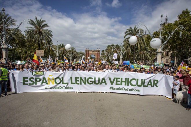 La manifestació contra el català a l’escola fa figa malgrat la campanya de la dreta espanyola