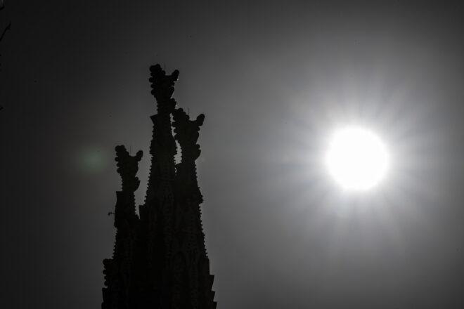 Quan es veurà un eclipsi solar total als Països Catalans?