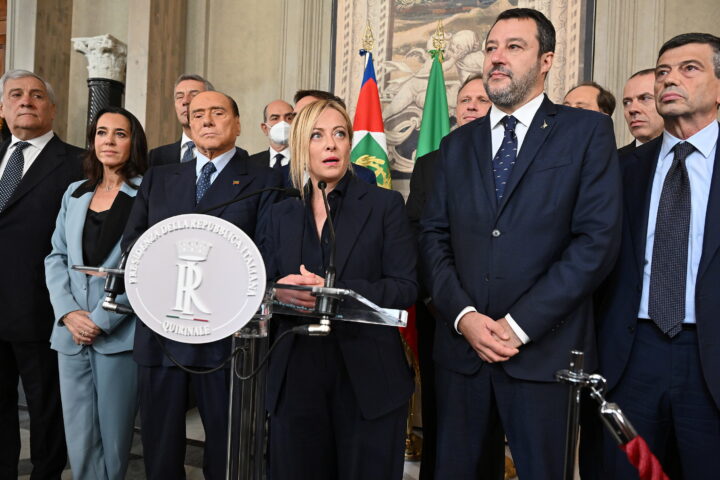 Antonio Tajani, a l'esquerra de tot, serà el vice-primer ministre italià. Fotografia: EFE/EPA/ETTORE FERRARI