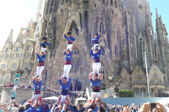 Imatge d'arxiu del XVè Aniversari dels Castellers de Sagrada Família (fotografia: Castellers d'Esplugues)
