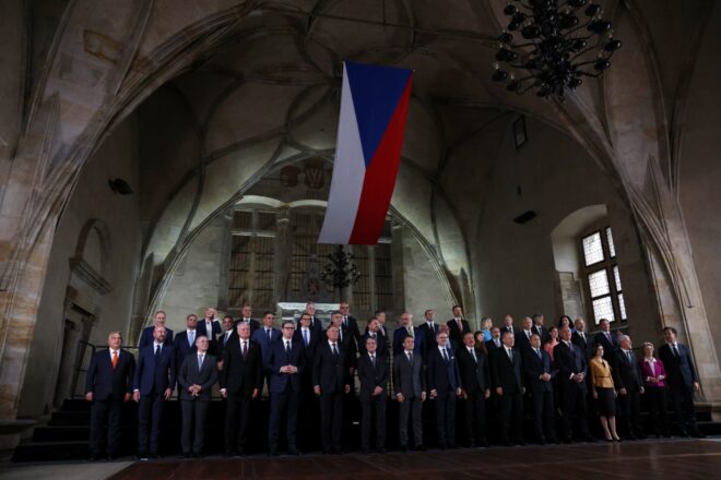 Més de quaranta dirigents es reuneixen a Praga per parlar sobre el futur d’Europa