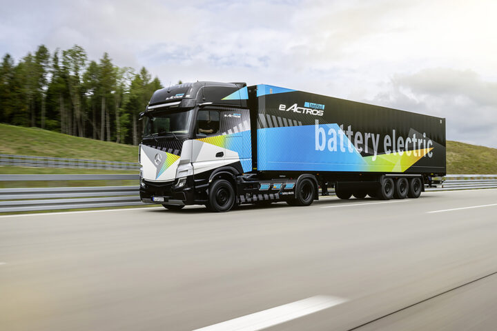 Mercedes acaba de presentar un camió elèctric amb 500 km d’autonomia (imatge: Daimler Truck).