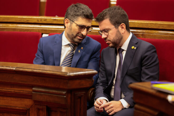 Aragonès refusa la proposta de Junts de restituir Puigneró