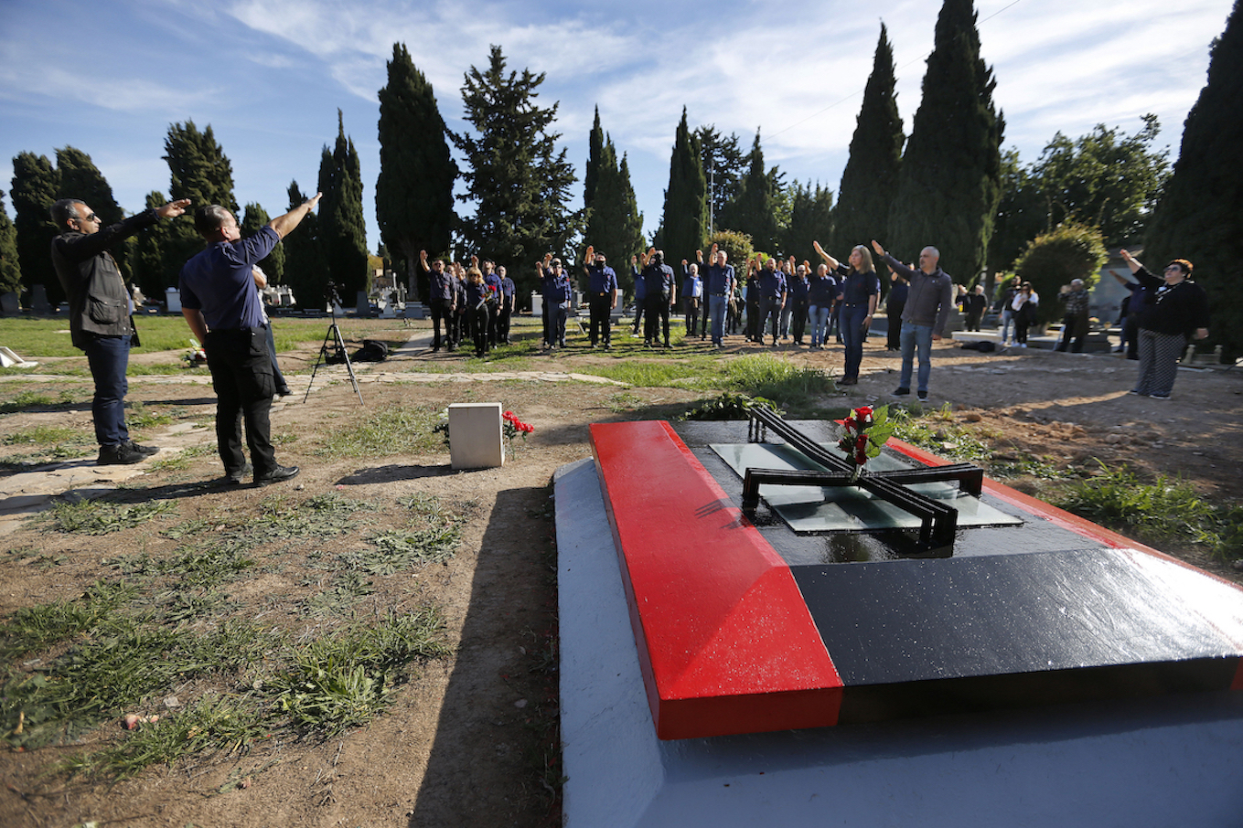 Un moment de l'homenatge a Primo de Rivera (fotografia: EFE / Manuel Lorenzo).