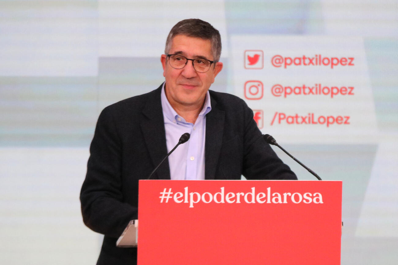 El portaveu del PSOE al Congrés, Patxi López, en un acte a la seu del PSC a Barcelona (fotografia: ACN/Sara Escalera).