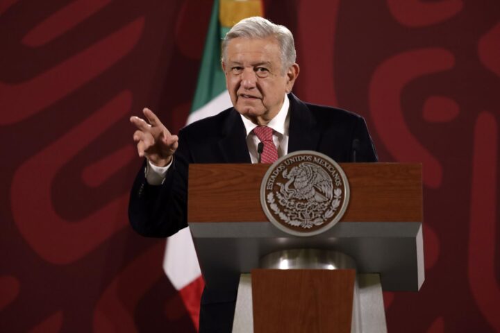 El president de Mèxic, Andrés Manuel López Obrador, en una imatge d'arxiu (fotografia: Luis Barron/eyepix via ZUMA Pres / DPA)