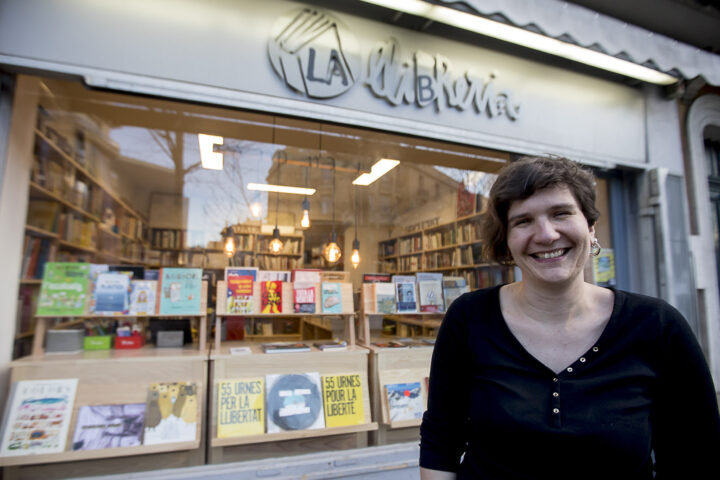 Joana Serra, de la llibreria catalana de Perpinypa, afectada per la manca de subministrament i per l'avenç de la campanya de Nadal