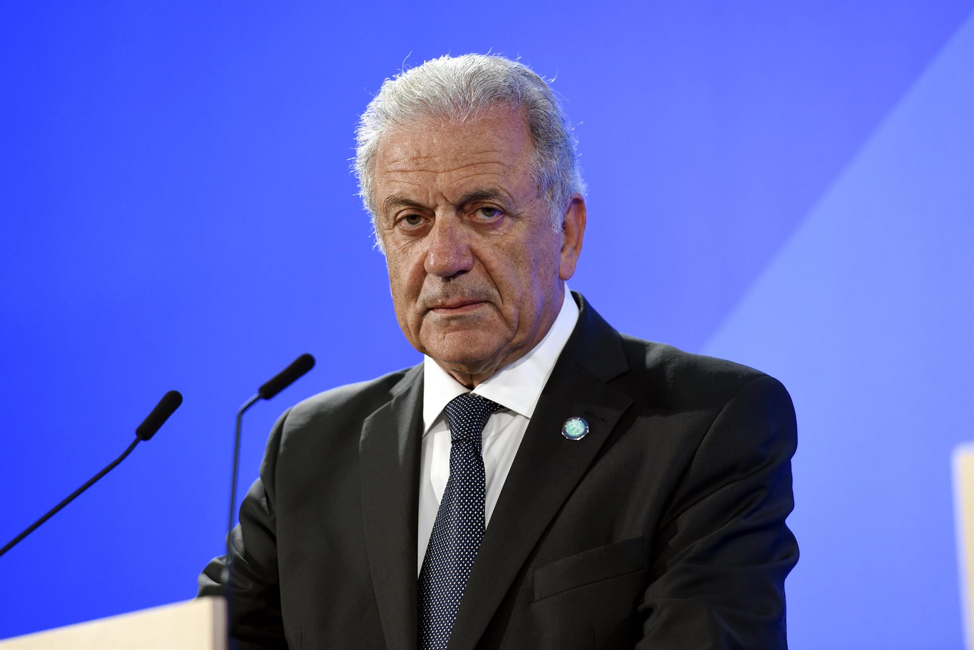 L'ex-comissari de la UE per a Migració Dimitris Avramopoulos (fotografia: Emmi Korhonen/Lehtikuva/dpa).
