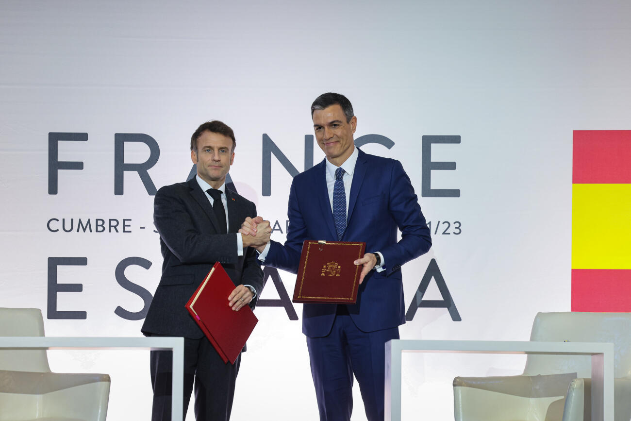 Pedro Sánchez i Emmanuel Macron, durant la cimera de Barcelona el 19 de gener del 2023 (fotografia: ACN).