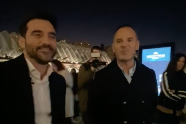 Negre (esquerra) i Ferris (dreta), en un moment del vídeo (font: Rosa Domínguez Gómez/Twitter).