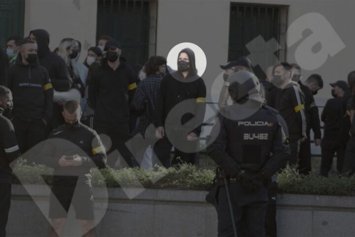 El policia infiltrat en una manifestació (fotografia: la Directa).