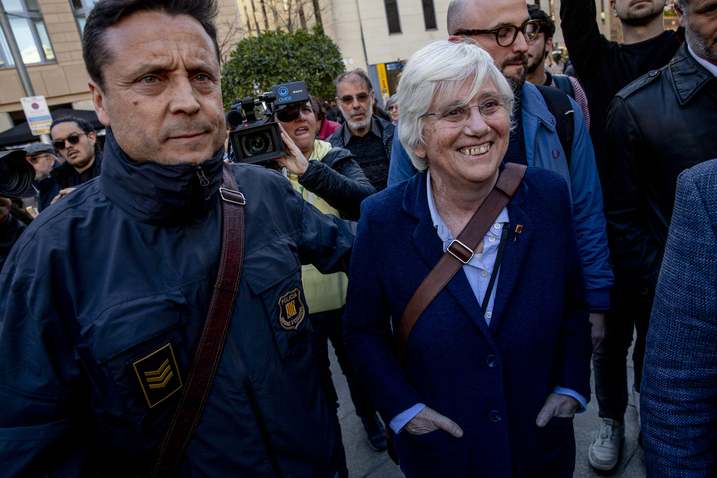 Fotografia de la detenció de Ponsatí el 28 de març passat. (Albert Salamé)