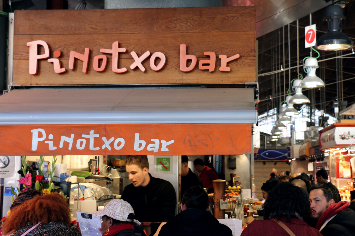 Façana de la nova etapa del negoci (fotografia: Enric Galli)