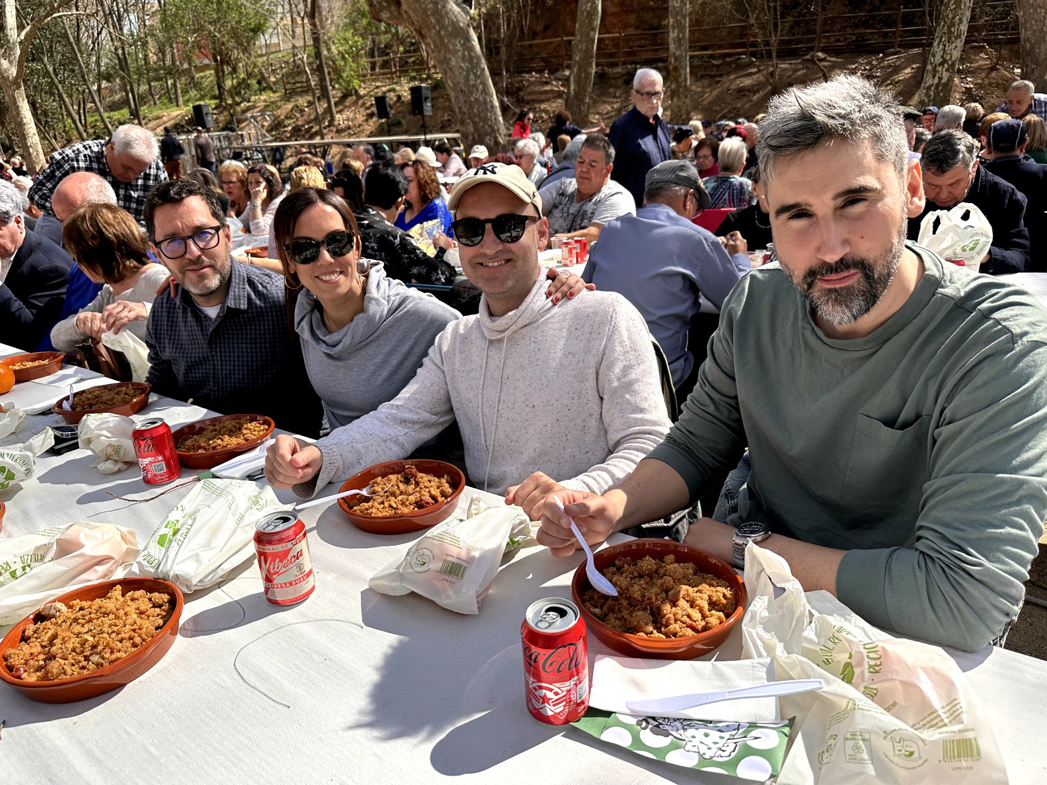 La batllessa de Sabadell, Marta Farrés, al costat de Sergio Salcedo, ex-membre de Ciutadans, en un dinar.