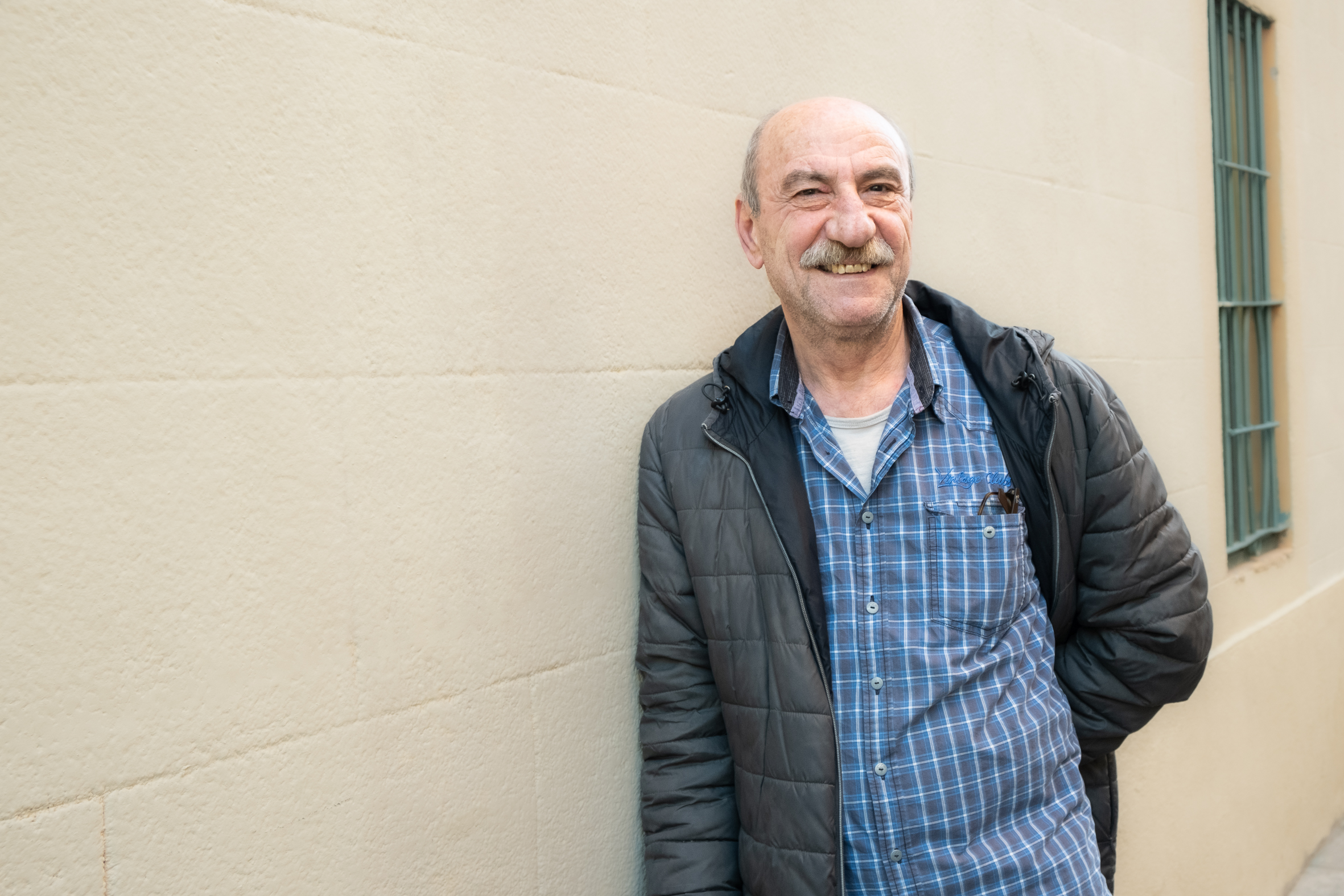 Pius Alibek, al barri de Gràcia de Barcelona. (fotografia: Adiva Koenigsberg)