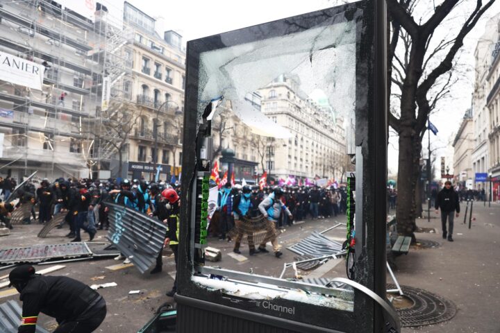 Incidents a París ahir (fotografia: Mohàmmed Badra).