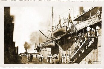 El paquebot Saint-Domingue a la seva arribada a Santiago de Cuba, 1940. Josep M. Poblet va arribar a Cuba a bord d’aquest transatlàntic el juliol de 1939