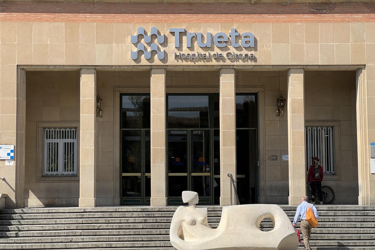 Entrada principal de l’hospital Trueta de Girona.