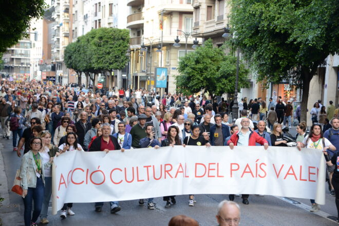 Acció Cultural commemorarà el Vint-i-cinc d’Abril amb un acte d’homenatge a Estellés