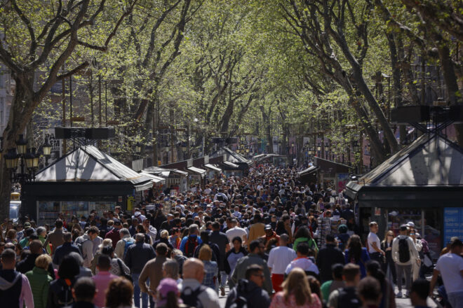 Barcelona supera el 25% de residents estrangers per primera vegada