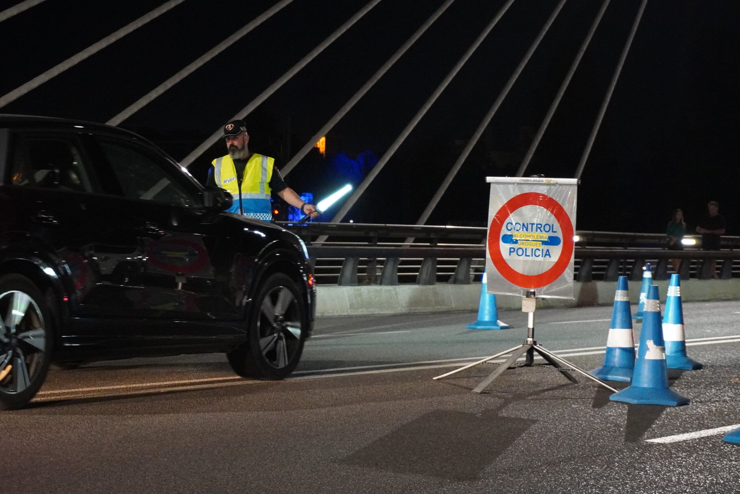 Imatge d'arxiu d'un control d'alcoholèmia de la Guàrdia Urbana de Lleida. (fotografia:ACN)