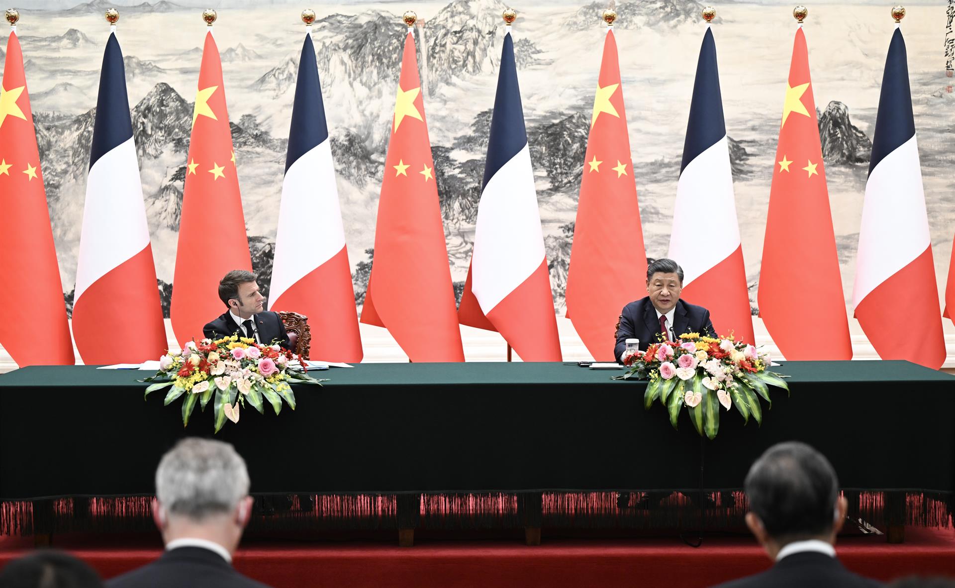 El president de França, Emmanuel Macron, amb el seu homòleg xinès, Xi Jinping - Xie Huanchi / Xinhua News / Contactophoto