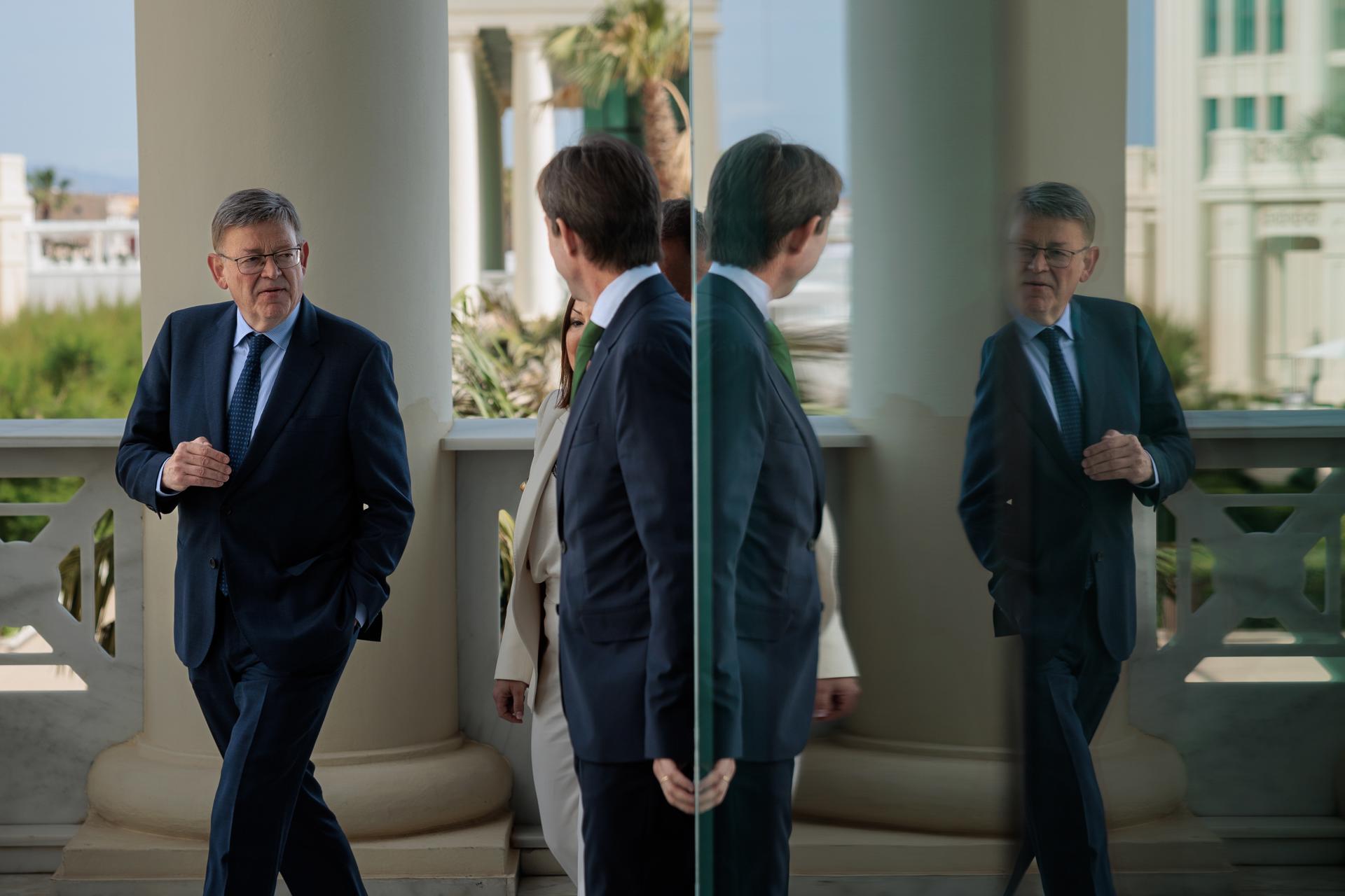 El president Ximo Puig, en un dels actes de campanya (fotografia: Biel Aliño).