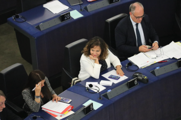 La líder del grup socialista al Parlament Europeu, Iratxe García, en un ple de la cambra