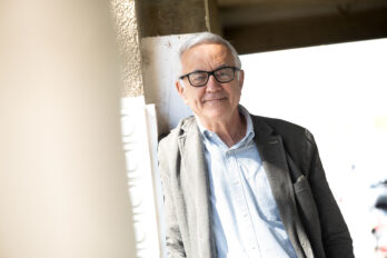 Miquel Puig, a la Zona Franca, retrat per a una entrevista de fa tres anys