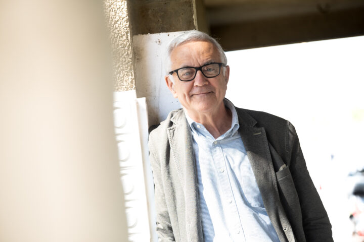 Miquel Puig, a la Zona Franca, retrat per a una entrevista de fa tres anys