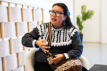 Yásnaya Elena Aguilar Gil (fotografia: Adiva Koenigsberg)