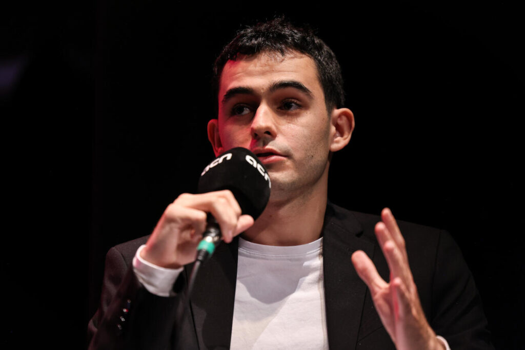 Albiol fitxa l’ex-candidat de Badalona Suma per coordinar la regidoria contra les ocupacions