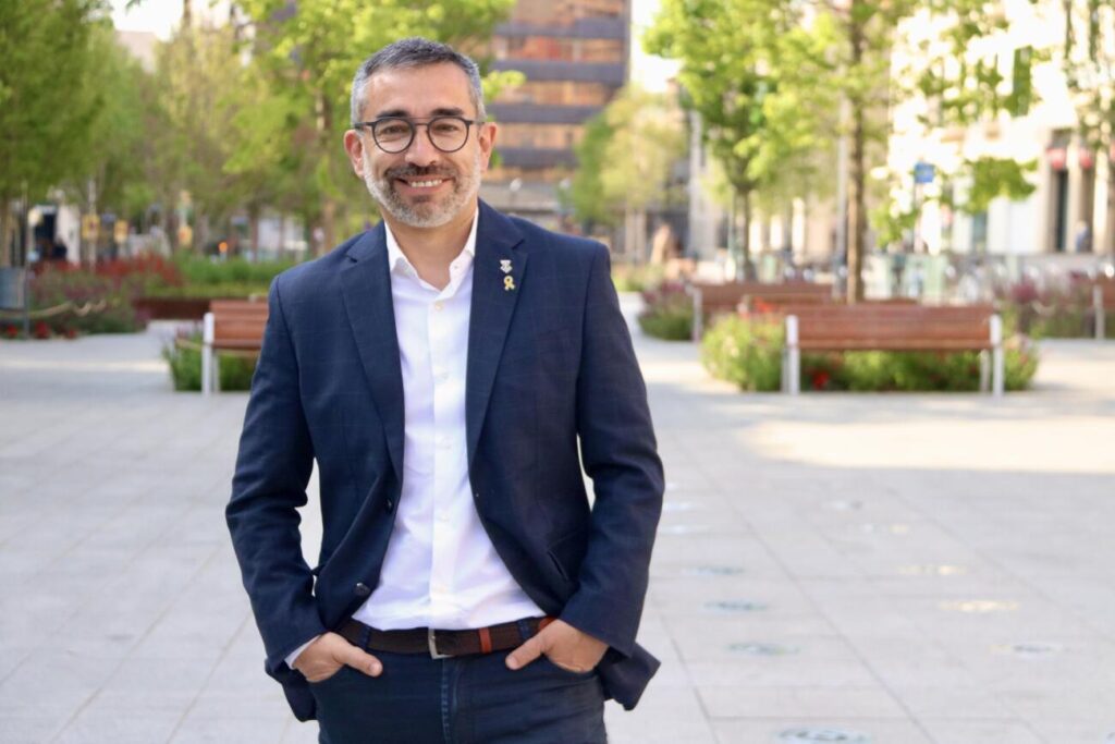 Junts vota a favor d’integrar-se a Sabadell en la coalició que promou l’ex-republicà Gabriel Fernàndez
