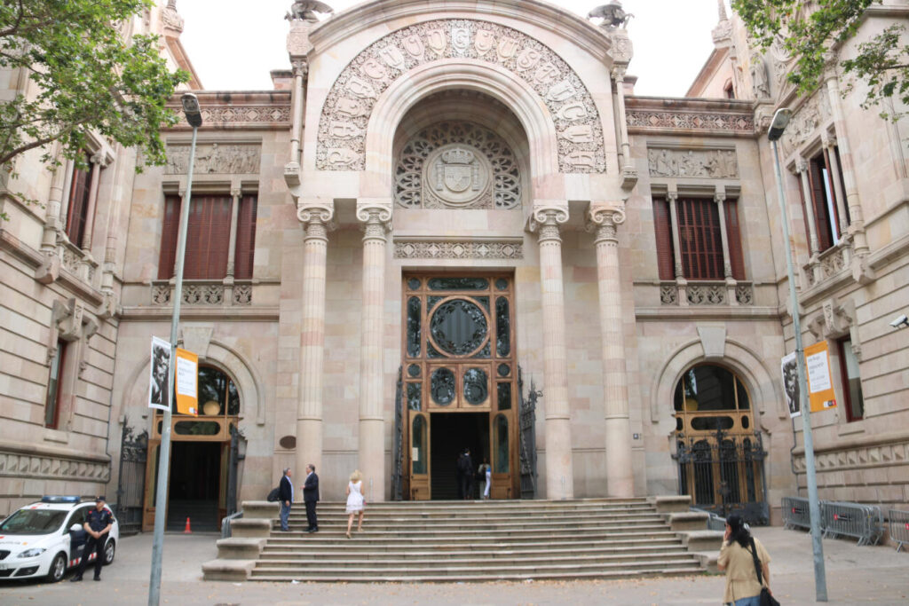 La fiscalia espanyola admet que puguin recórrer contra l’eutanàsia els familiars que tinguin un vincle afectiu intens