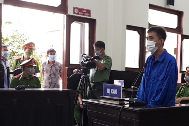 Tran Hoang Huan jutjat al Tribunal Popular de la província de Tien Giang, Vietnam, el 5 de maig de 2022 per un apuntament a Facebook
