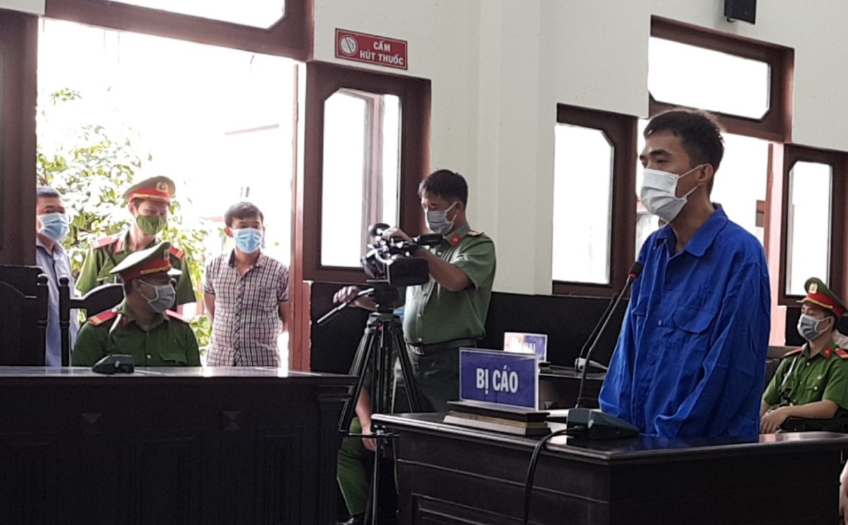 Tran Hoang Huan jutjat al Tribunal Popular de la província de Tien Giang, Vietnam, el 5 de maig de 2022 per un apuntament a Facebook