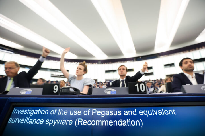 Votació de les recomanacions sobre programaris espia com Pegasus (fotografia: Parlament Europeu).