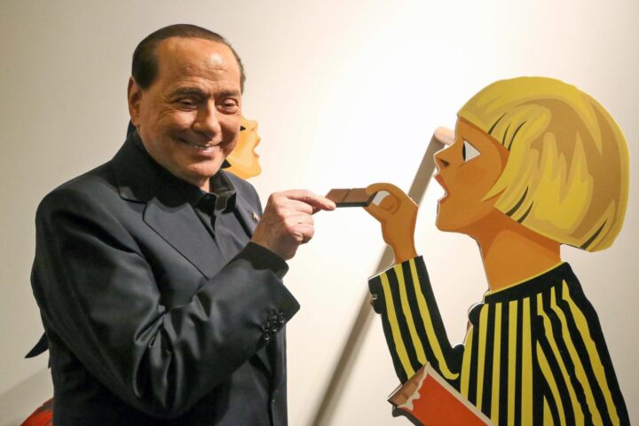 Berlusconi, durant una visita a una fàbrica de xocolata l'any 2019 (fotografia: Matteo Crocchioni).