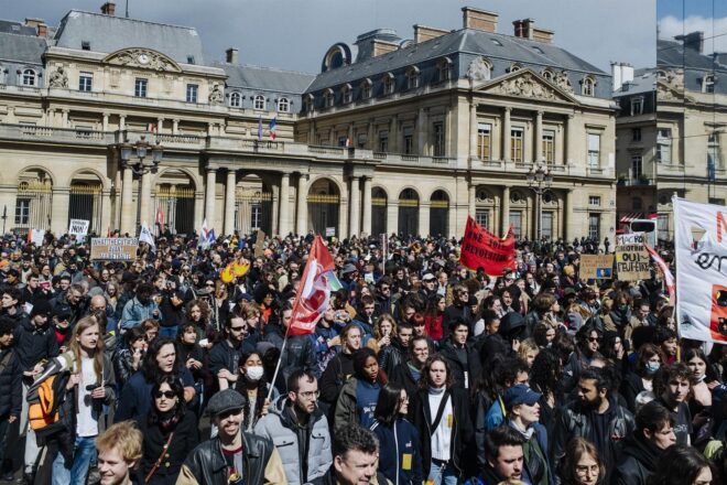 L’esquerra francesa presenta una altra moció de censura contra el govern