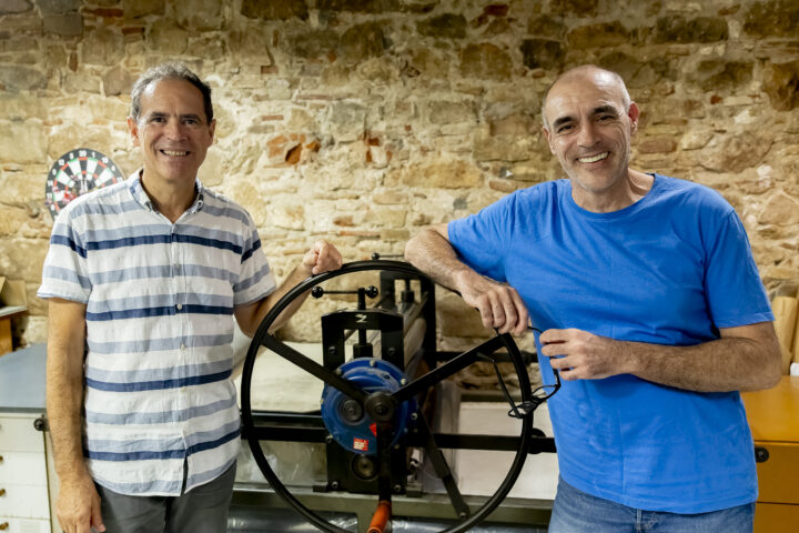 D'esquerra a dreta: Ricard Ibernon i Martí Guinovart, fundadors de Tinta Invisible.