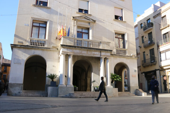 Imatge d'arxiu de la façana de l'Ajuntament de Figueres (fotografia: ACN).