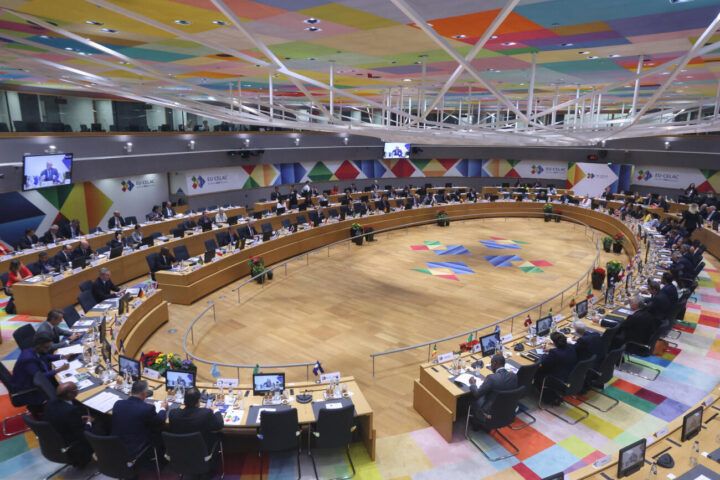 Imatge de la reunió entre els líders polítics de la Unió Europea