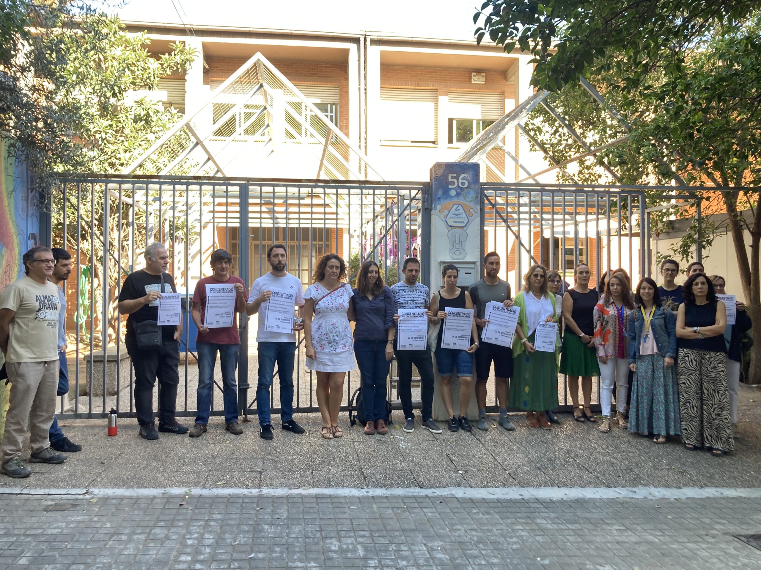 Concentració a l'IES Benimàmet de València (Fotografia: Prats i Camps)