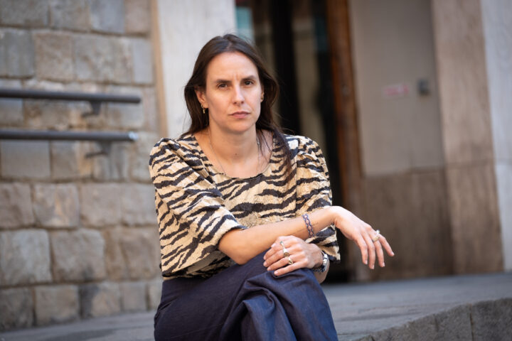 Laura Calçada Barres, dijous a la plaça de Joanot Martortell de Barcelona (fotografia: Adiva Koenigsberg).