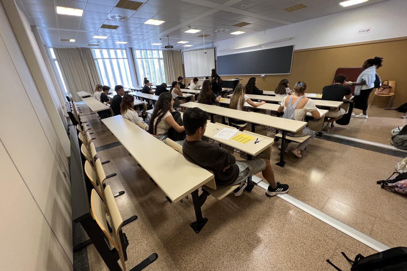 Imatge d'arxiu d'una de les aules de la facultat de ciències econòmiques de la UdG (fotografia: ACN).